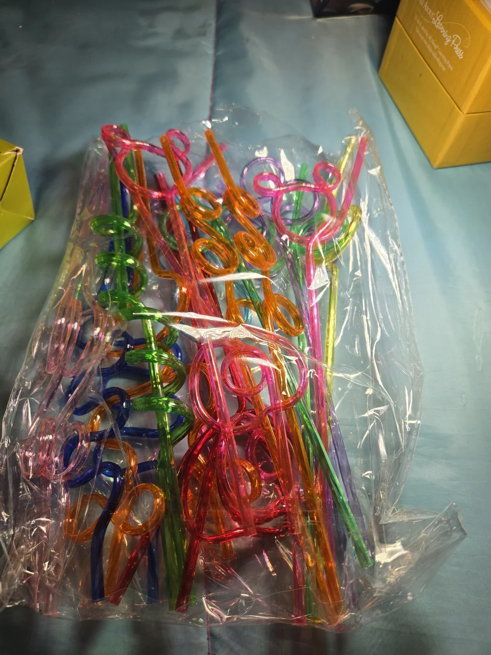 24 Pcs Silly Crazy Straws for Kids Reusable Plastic Loop Curly Crazy Drinking St
